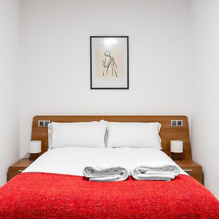 Wintowinrentals Quiet Apartment, Good Location, Free Parking Малага Екстериор снимка